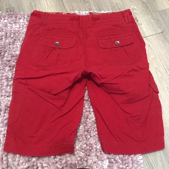 Point Zero Shorts - Picture 2 of 3